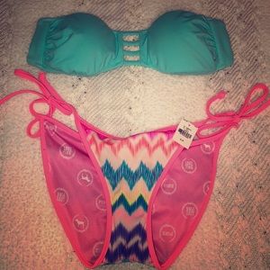 Victoria’s Secret bikini set